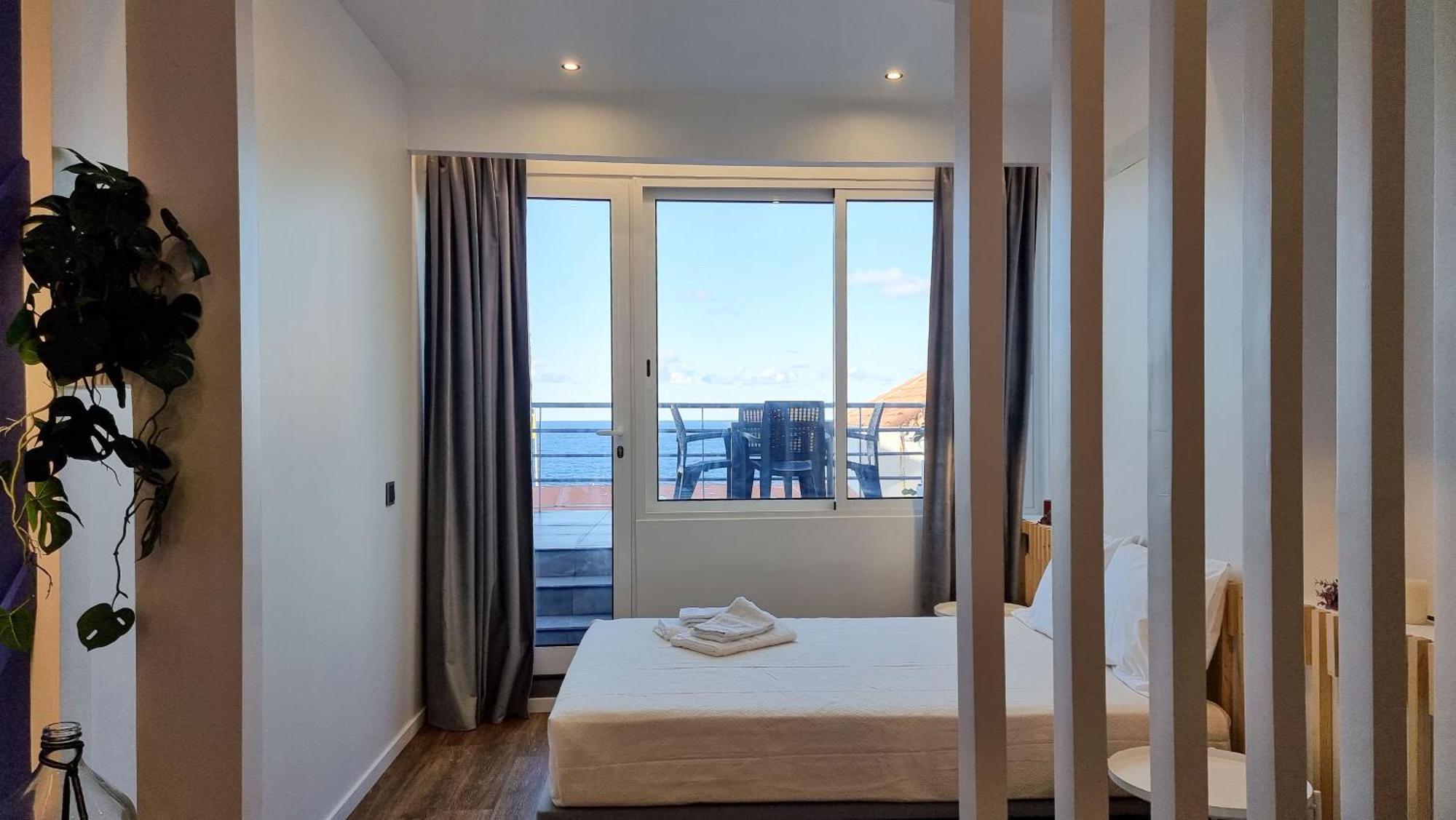 The Jolie - Apartments By The Ocean Porto Moniz Exterior foto